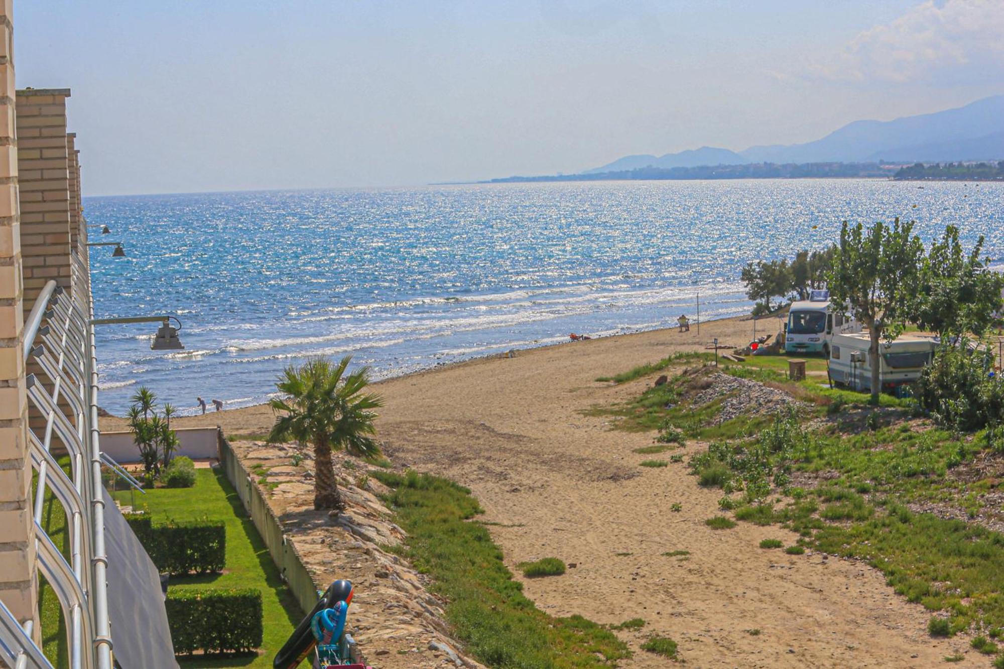 Appartamento Di Mare Litoral Costa Dorada Mont-roig del Camp Esterno foto