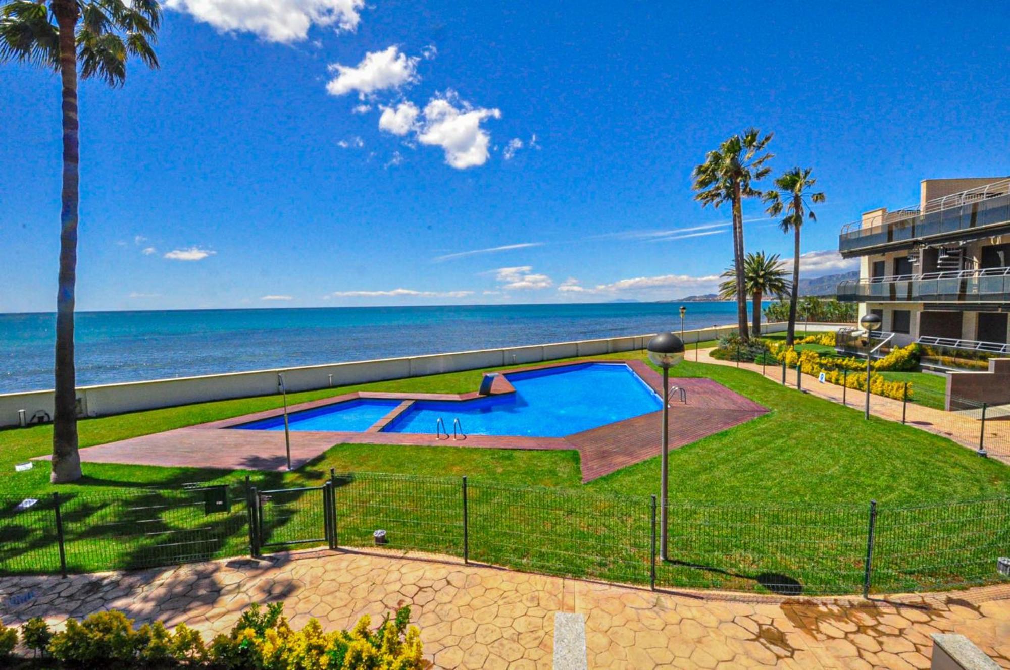 Appartamento Di Mare Litoral Costa Dorada Mont-roig del Camp Esterno foto