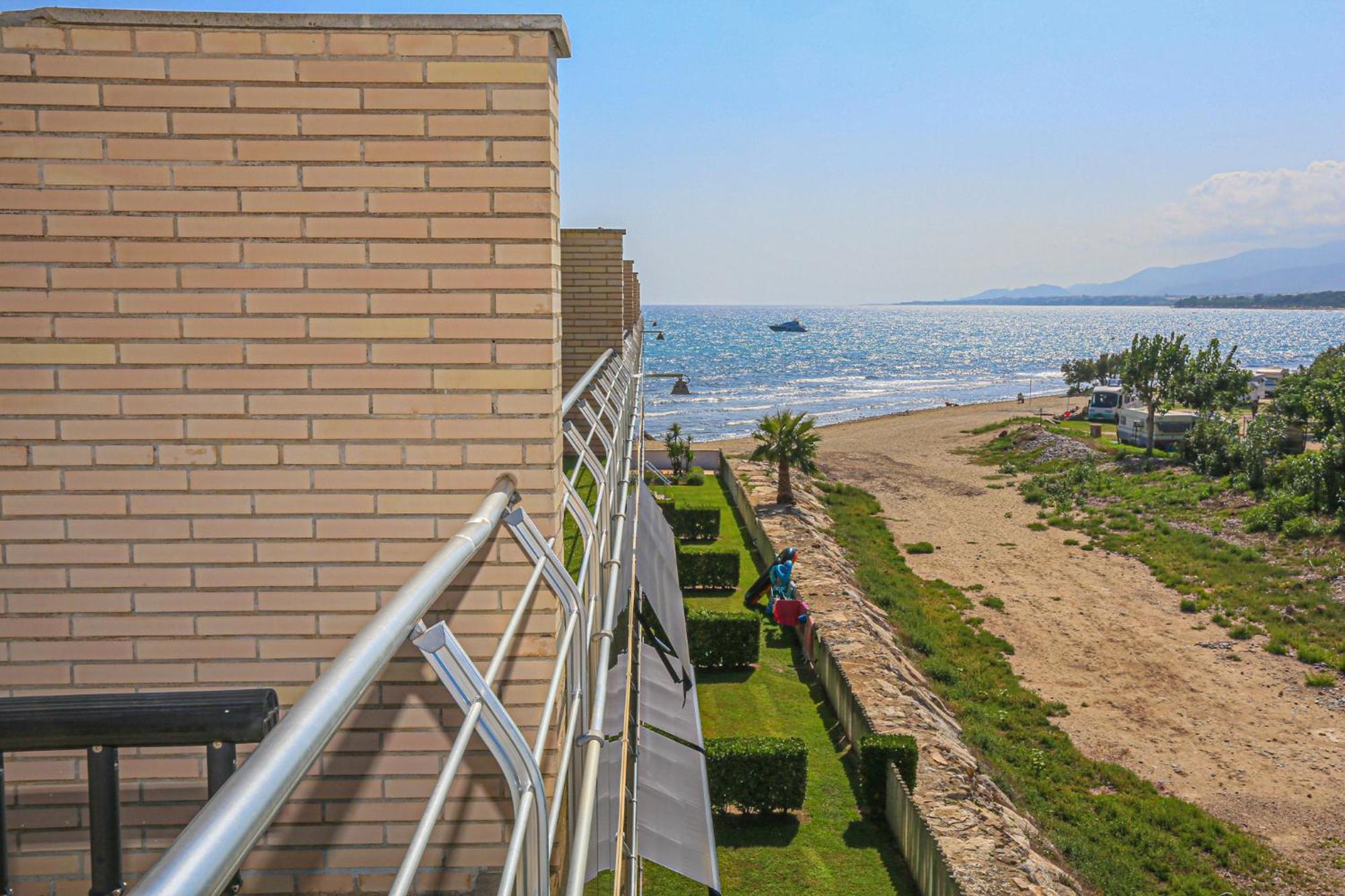 Appartamento Di Mare Litoral Costa Dorada Mont-roig del Camp Esterno foto